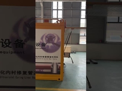 Installatie van UV-CIPP-apparatuur Kleine doorsnede rioolreiniging