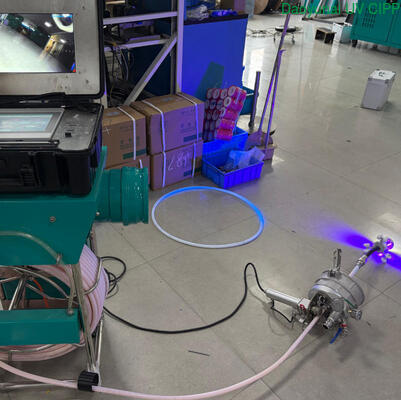Draagbare compacte UV-CIPP-hardingsapparatuur met uitwisselbare lichtkoppen voor het repareren van buizen DN100-250